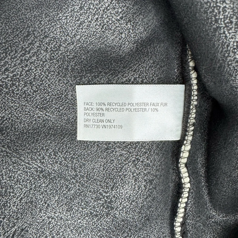 Universal Thread Women’s Faux Shearling Coat - Cream Size Extra Small NWT - Picture 7 of 10